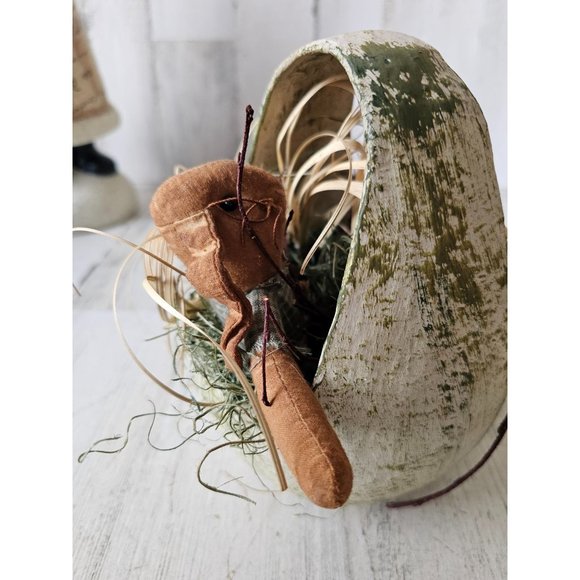 Vintage Easter basket eggs shabby chic unique Easter decor - Picture 4 of 9